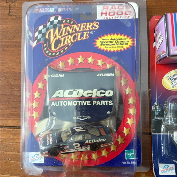 Nascar 1/64 Bundle - Picture 2 of 5
